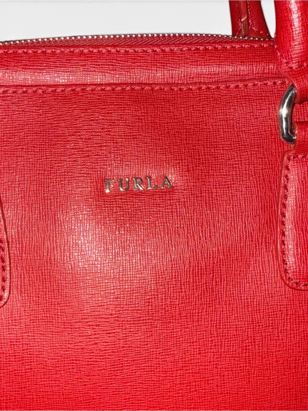 Furla Crimson Dome Leather Top-Handle Satchel Excellent Condition - Picture 3 of 8